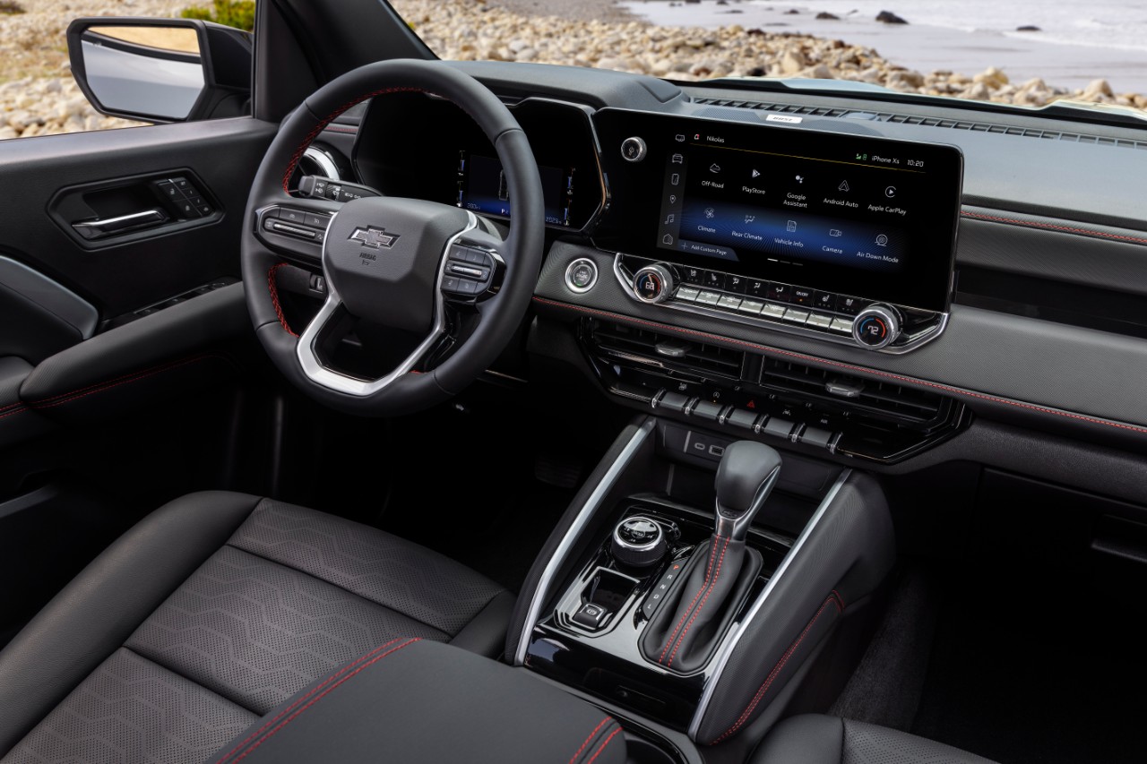 Colorado Z71 Interior Console