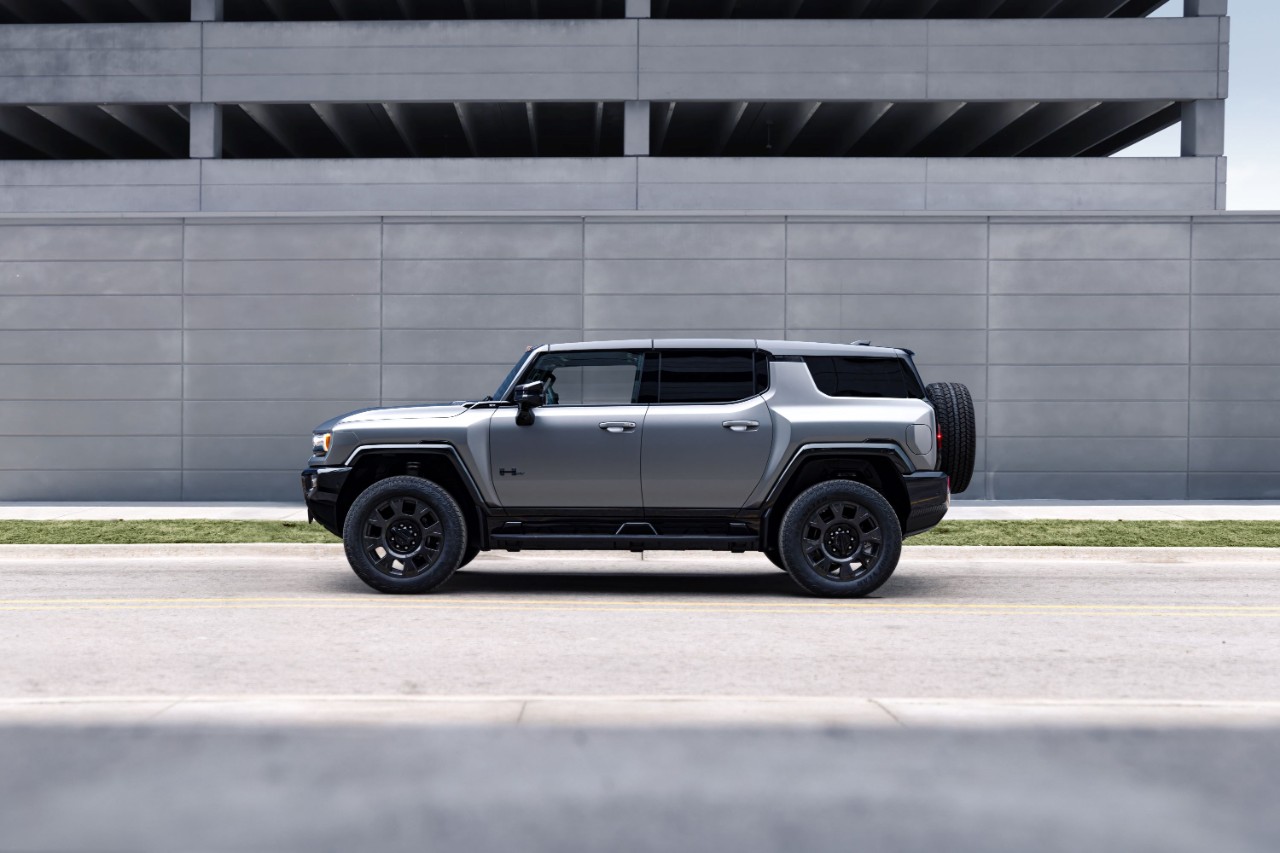 2026 GMC HUMMER EV