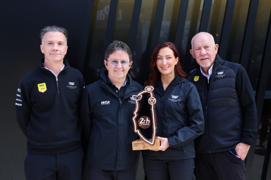 Cadillac Racing team with DHL Sustainable Endurance award.