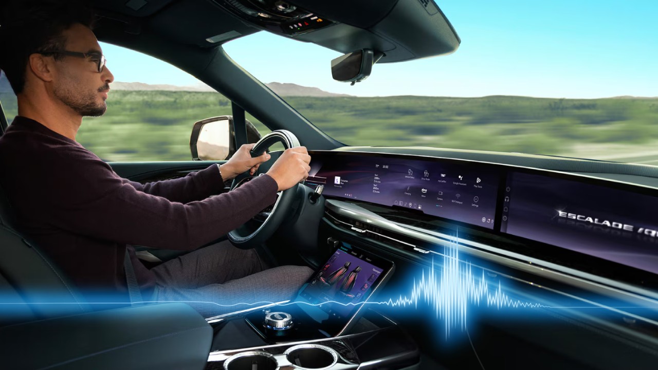 Cadillac ESCALADE IQ Interior with soundwave