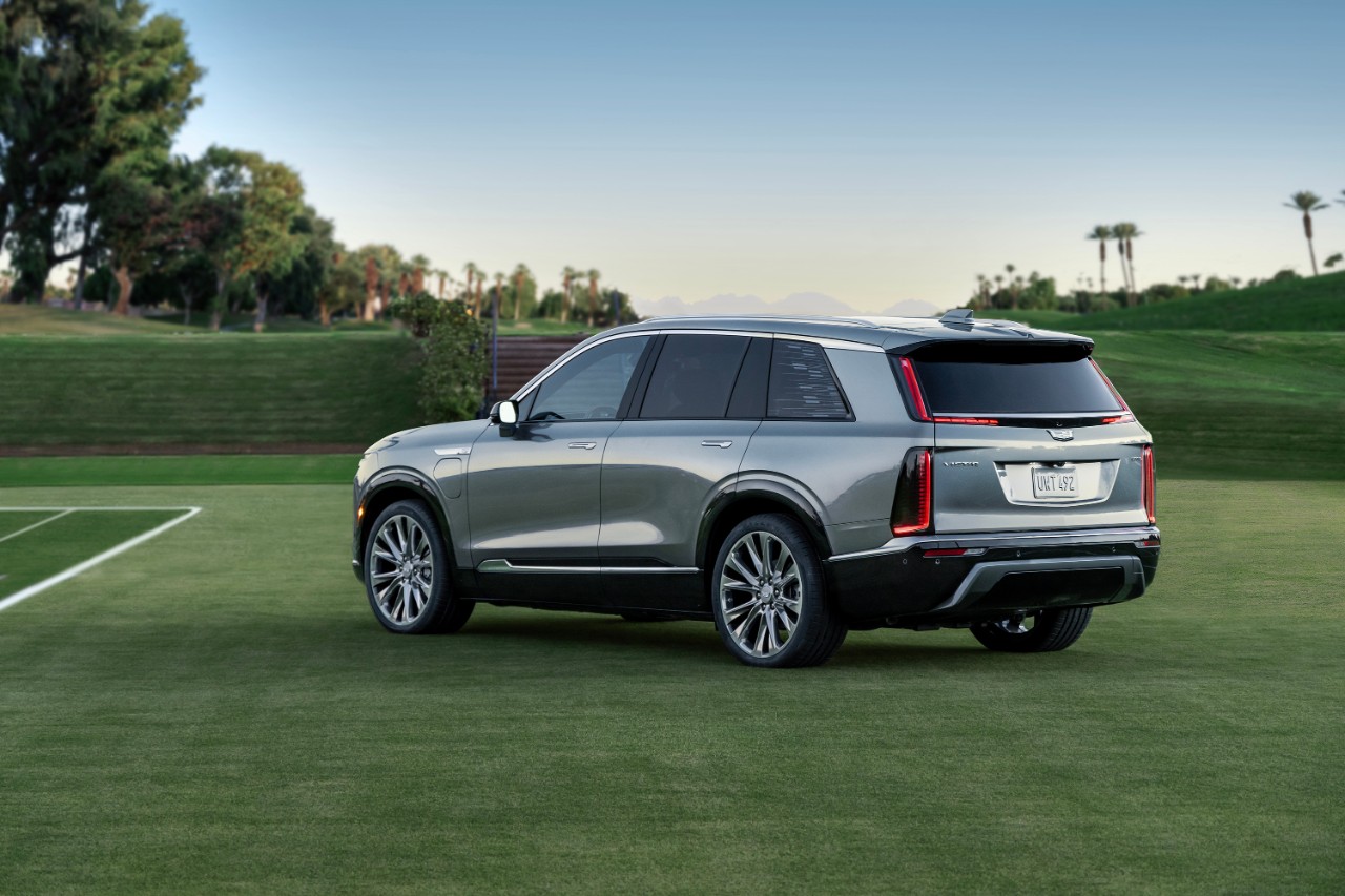 Rear ¾ view of the 2026 Cadillac VISTIQ in Argent Silver.