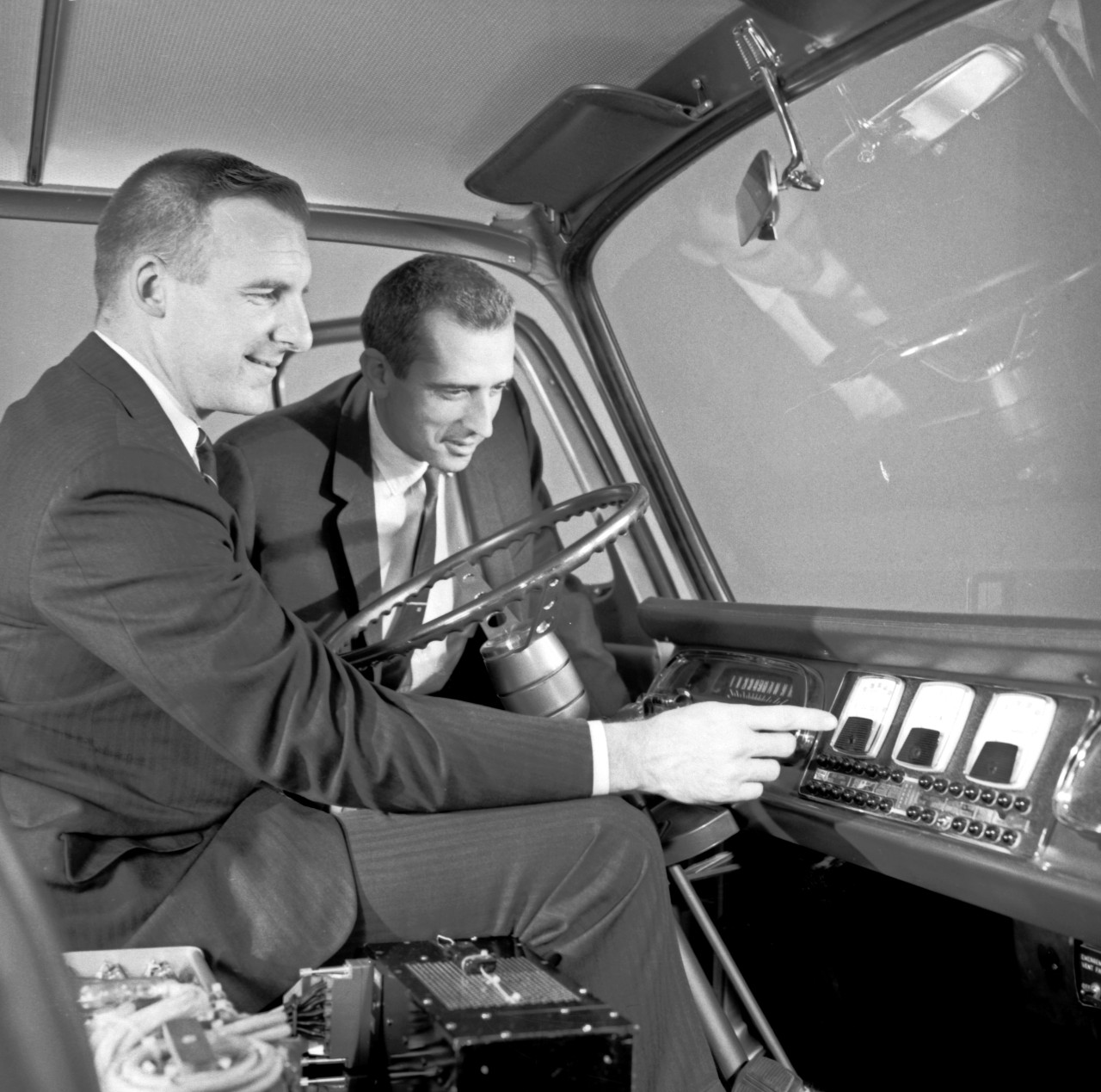 Charles Winters of Union Carbide and Craig Marks of GM in the Electrovan