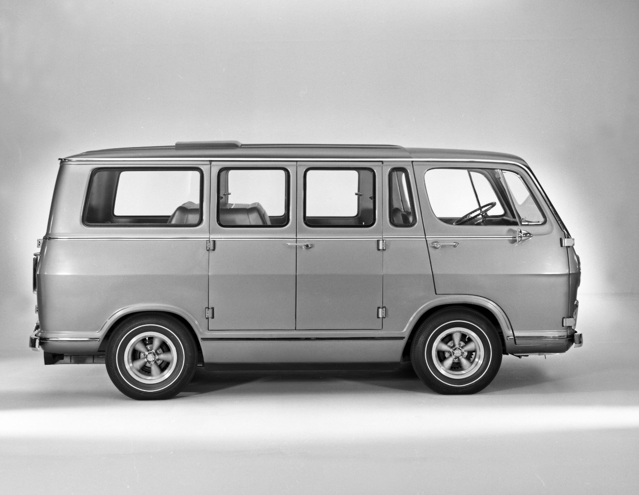 The GM Electrovan, side view