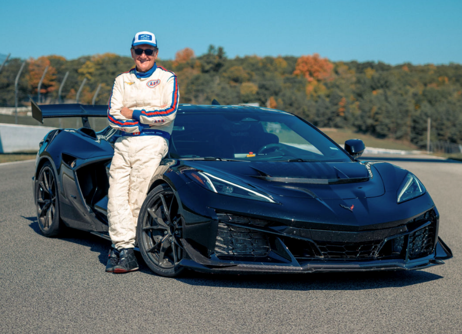  The Chevrolet Corvette ZR1 (re)sets Canadian Tire Motorsports Park lap record