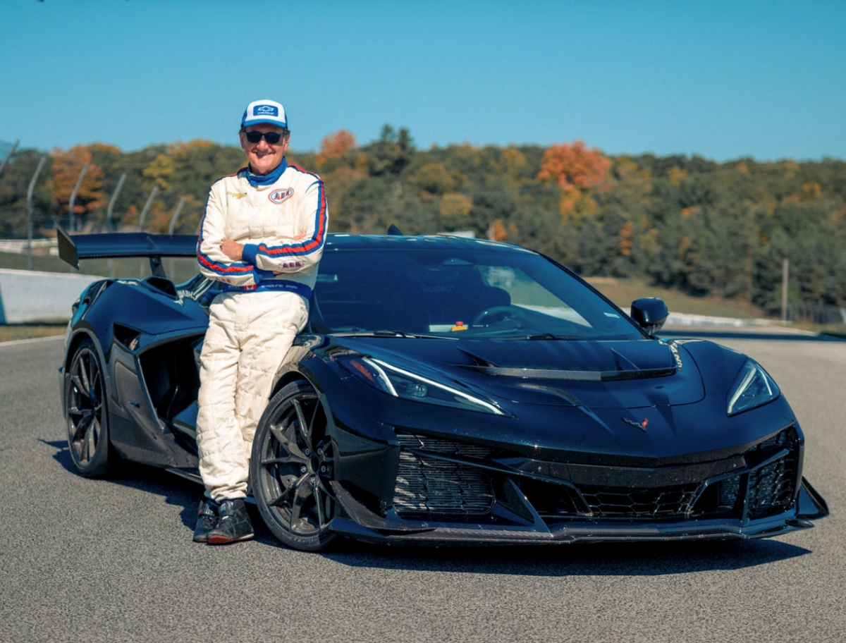 The Chevrolet Corvette ZR1 (re)sets Canadian Tire Motorsports Park