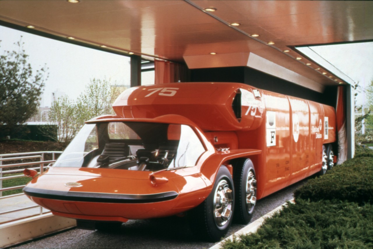 Cadillac Sixteen concept