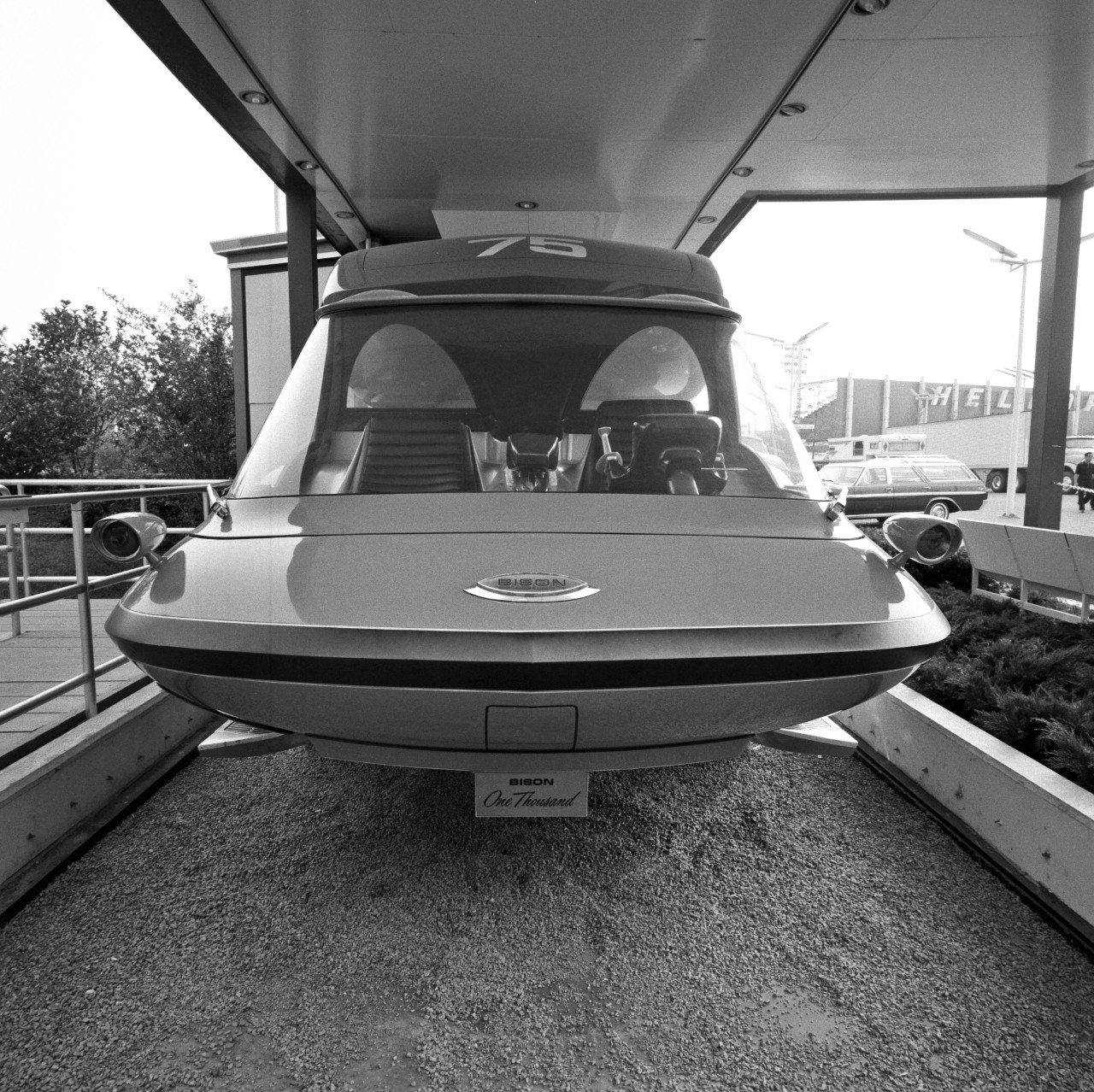 Cadillac Sixteen concept