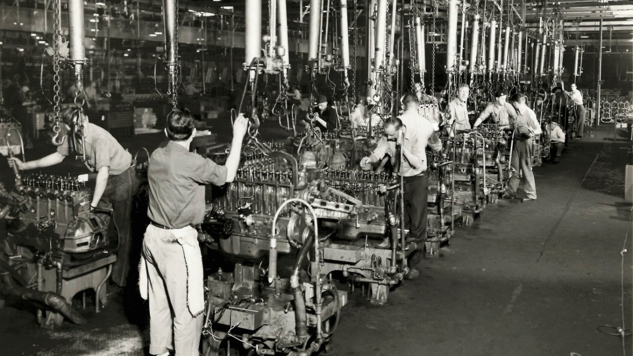 Workers at Tonawanda Engine, formerly the Chevrolet Motor and Axle Plant, assembly six-cylinder motors, circa 1938.