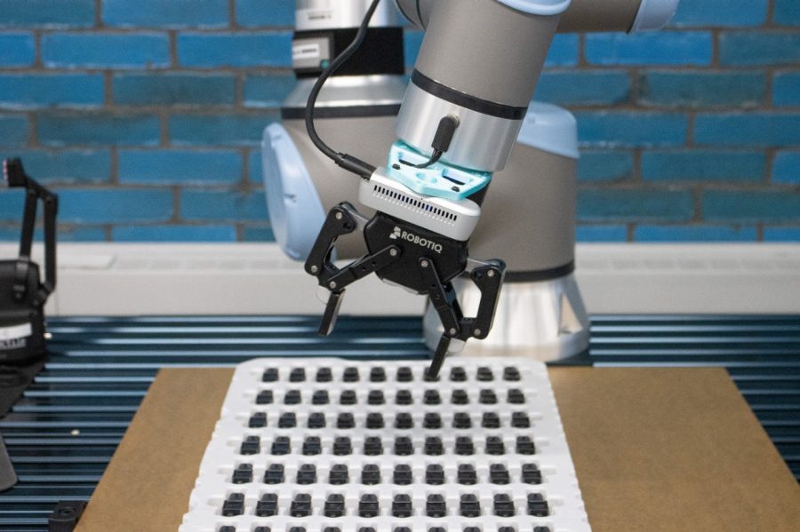 A robotic arm at GM's Autonomous Robotics Center