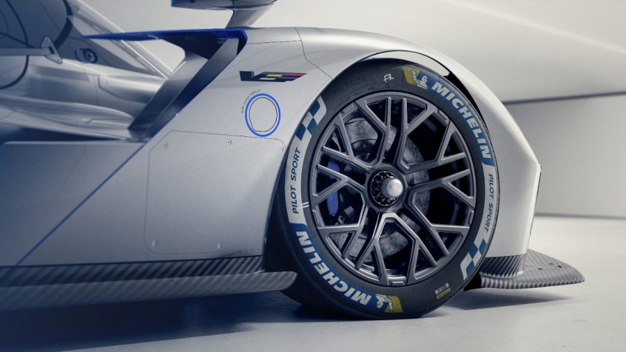 Cadillac V-ONE Concept wheel and badge.