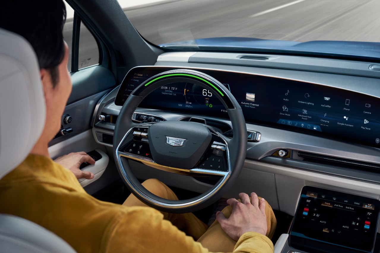 Super Cruise_Cadillac OnStar Subscription