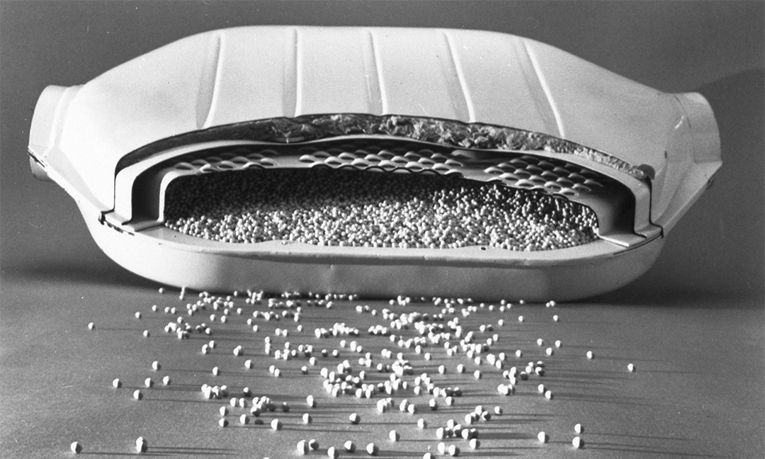 A cross section of a catalytic converter