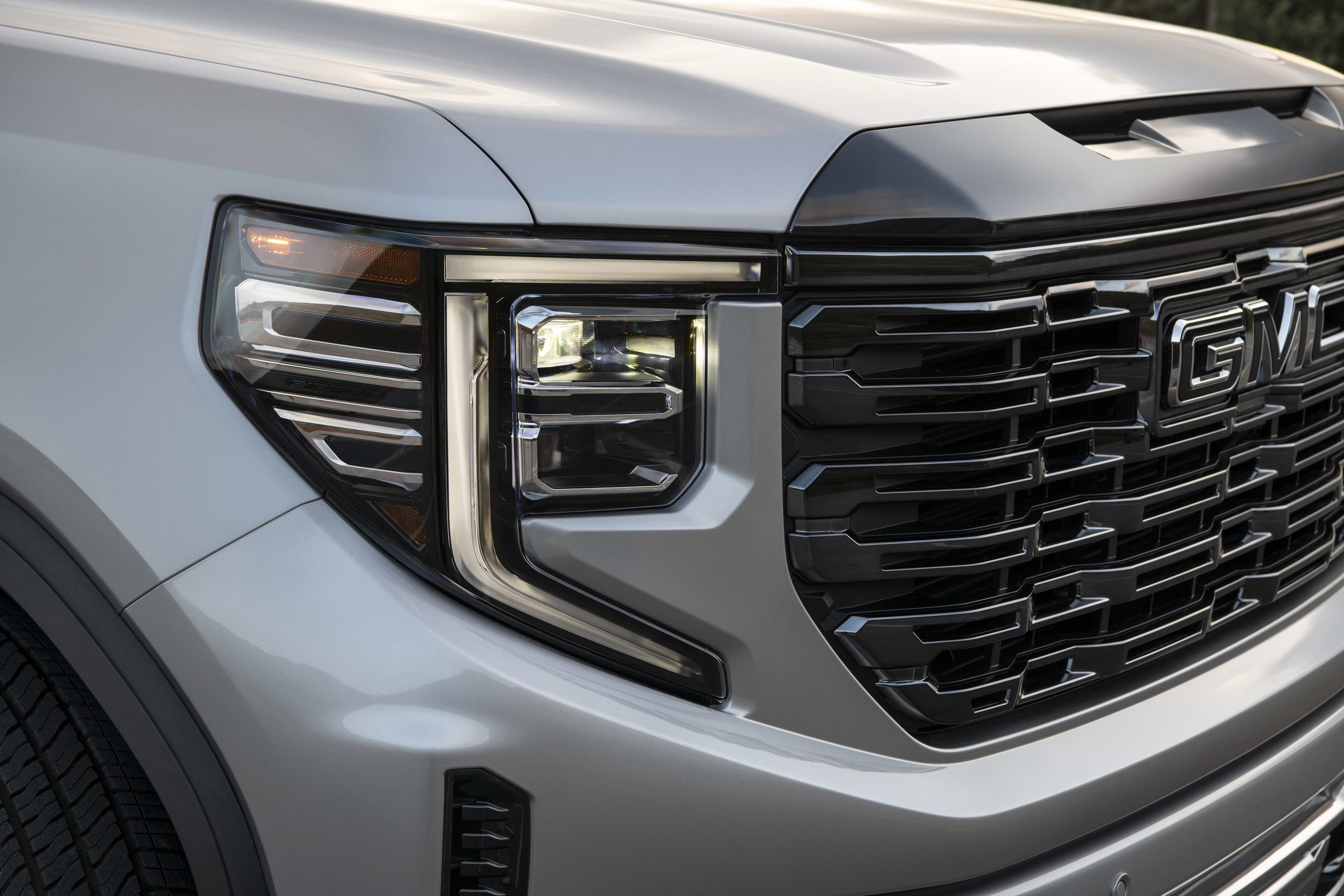 GMC Introduces Its Most Luxurious, Advanced and Capable Sierra 1500 Lineup